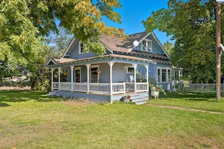 10901 N Pioneer Rd, Prosser, WA 99350