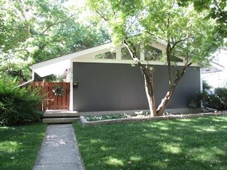 2415 Walter Dr, Ann Arbor, MI 48103