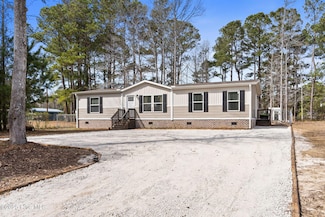 580 Woodie Ct SW, Supply, NC 28462