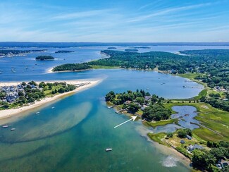 27 Over Jordan Rd, Wareham, MA 02571