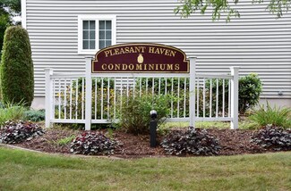 8 Gerard Ln Unit 2, Chicopee, MA 01020