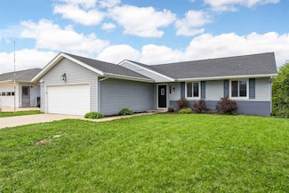 4812 Montclair Dr NW, Cedar Rapids, IA 52405