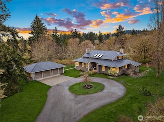 10123 NE Kitsap St, Bainbridge Island, WA 98110