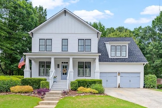 5807 Peacock Ln, Hoschton, GA 30548