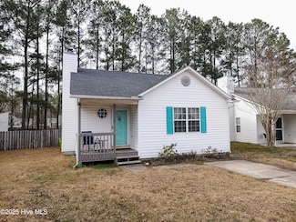 3710 Colony Dr, New Bern, NC 28562