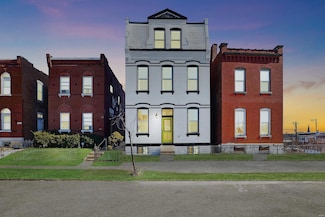 3330 Iowa Ave, Saint Louis, MO 63118