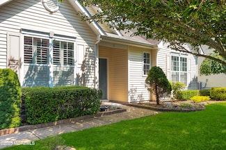 52 Country Walk Blvd, Manchester, NJ 08759