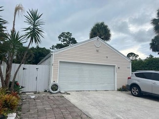 5722 Dewberry Way, West Palm Beach, FL 33415