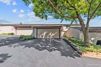 1104 Florimond Dr, Elgin, IL 60123