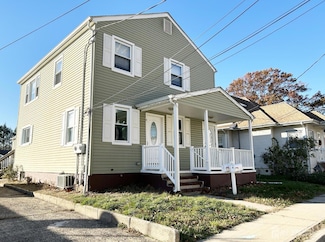 13 Harrison St Unit 2, Sayreville, NJ 08872