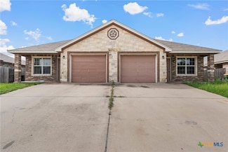 1005 Leah Dr, Troy, TX 76579