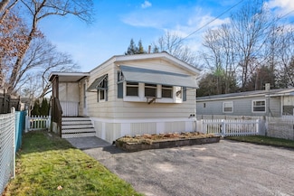 17 Irene Ave, Webster, MA 01570