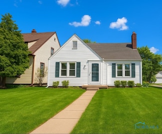 2355 Berdan Ave, Toledo, OH 43613