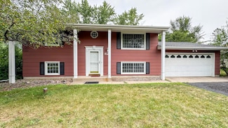 827 Halliday Rd, Saint Cloud, MN 56301