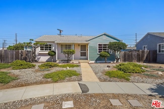 2121 W 152nd St, Gardena, CA 90249