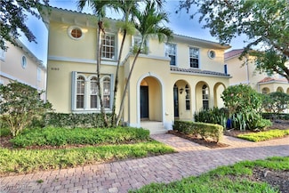 6182 Towncenter Cir, Naples, FL 34119