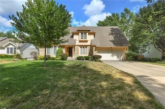 10135 Earnshaw St, Lenexa, KS 66215