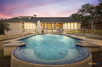 372 Shady Hollow, New Braunfels, TX 78132