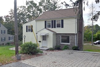 19 Paradox Dr, Worcester, MA 01602