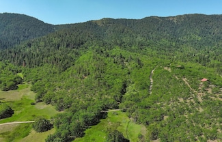 1907 Colestin Rd, Ashland, OR 97520
