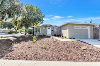 761 Lakeknoll Dr, Sunnyvale, CA 94089