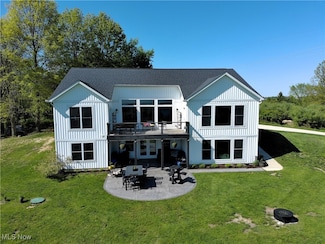 7888 Flawil Dr, Millersburg, OH 44654