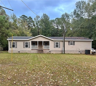 467 Newsome Rd, Pineville, LA 71360