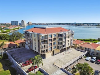 6104 Palma Del Mar Blvd S Unit 402, Saint Petersburg, FL 33715