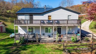 3206 Georges Creek Rd, Gallipolis, OH 45631