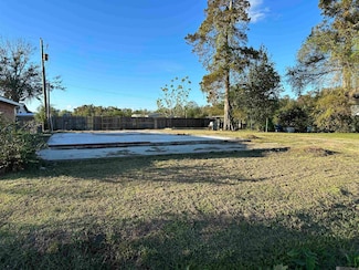 305 Melanie Ln, Gray, LA 70359