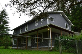 2020 Rose Valley Rd, Kelso, WA 98626