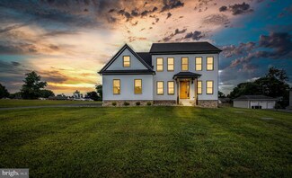 8402 Summit Ave, Baltimore, MD 21244