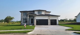 7012 Catalina Ct, Pleasant Hill, IA 50327