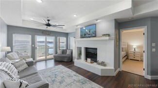 214 Emerald Bay Dr Unit 1B, Lake Ozark, MO 65049