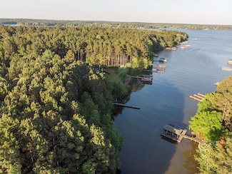 206 Compass Point, Ninety Six, SC 29666