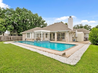 2520 Butler National Dr, Pflugerville, TX 78660