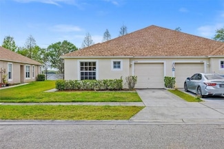 5723 Autumn Shire Dr, Zephyrhills, FL 33541