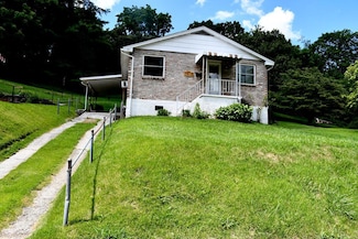 1912 Virginia Ave, Bluefield, VA 24605