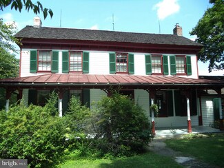 330 Highview Rd, Tracys Landing, MD 20779