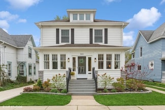 1022 Pearl St, Saint Joseph, MI 49085