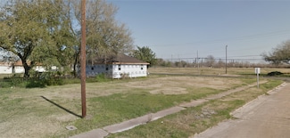 5620 Charles Ave, Port Arthur, TX 77640