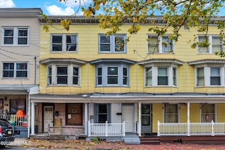 132 N 8th St, Shamokin, PA 17872