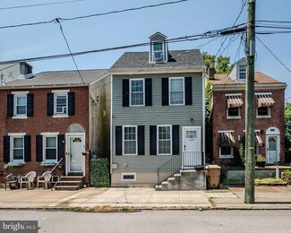 120 W 8th St, New Castle, DE 19720