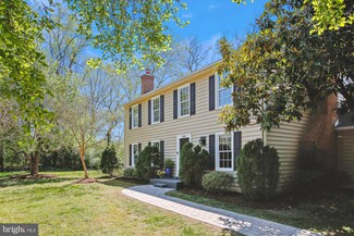 1209 Chadwick Ave, Alexandria, VA 22308