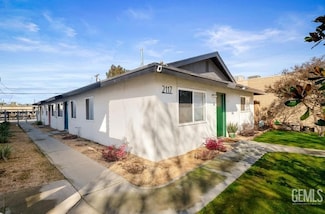2117 G St, Bakersfield, CA 93301