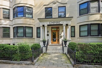 1471 Beacon St Unit 2, Brookline, MA 02446