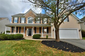 6761 Riegals Dr, Macungie, PA 18062