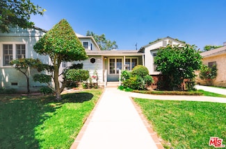 1011 Stanford St, Santa Monica, CA 90403
