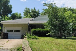 321 W Linden Ave, Independence, MO 64050