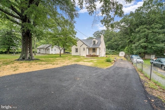 2908 Parkland Dr, District Heights, MD 20747